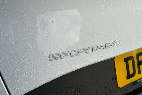 DF72GXR Kia Sportage 1.6 T-GDi 3 Euro 6 (s/s) 5dr Thumbnail #28