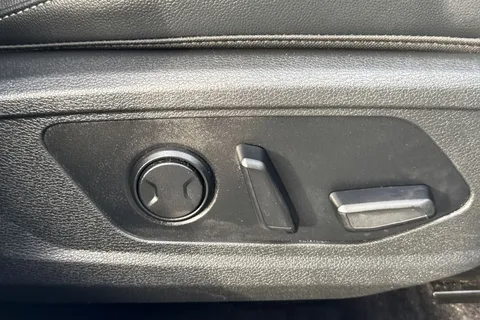 DF72GXR Kia Sportage 1.6 T-GDi 3 Euro 6 (s/s) 5dr Thumbnail #32