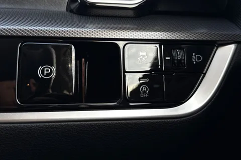 DF72GXR Kia Sportage 1.6 T-GDi 3 Euro 6 (s/s) 5dr Thumbnail #36