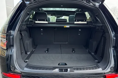 KR24UJM Land Rover Discovery Sport 2.0 D200 Dynamic HSE 5dr Thumbnail #11