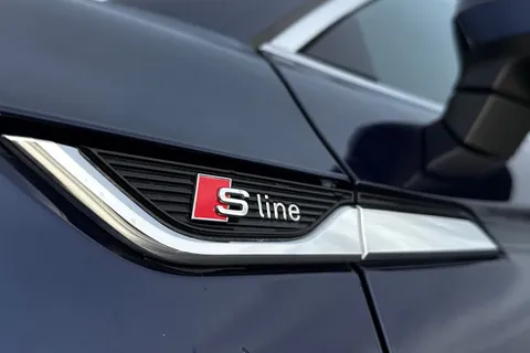 27 of 48 for Audi A5 S line 35 TFSI 150 PS S tronic