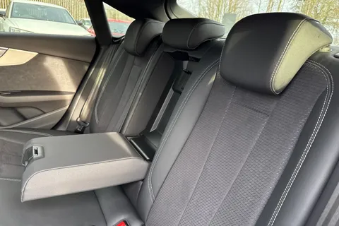 32 of 48 for Audi A5 S line 35 TFSI 150 PS S tronic