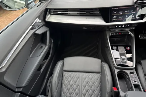 BP23UNS Audi S3 TFSI 310 PS S tronic Thumbnail #20