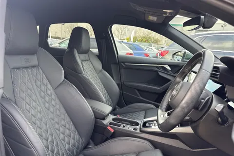 BP23UNS Audi S3 TFSI 310 PS S tronic Thumbnail #47