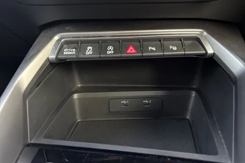 BP23UNS Audi S3 TFSI 310 PS S tronic Thumbnail #59