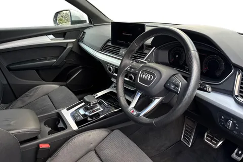 DK71WKT Audi Q5 S line 45 TFSI quattro 265 PS S tronic Thumbnail #15