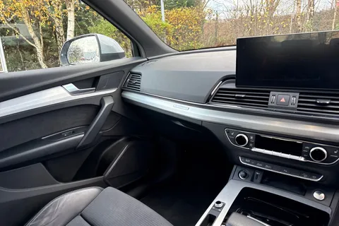 DK71WKT Audi Q5 S line 45 TFSI quattro 265 PS S tronic Thumbnail #21