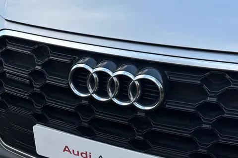 DK71WKT Audi Q5 S line 45 TFSI quattro 265 PS S tronic Thumbnail #26