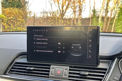 DK71WKT Audi Q5 S line 45 TFSI quattro 265 PS S tronic Thumbnail #37