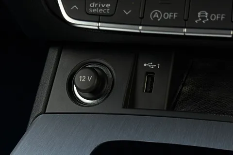 DK71WKT Audi Q5 S line 45 TFSI quattro 265 PS S tronic Thumbnail #51