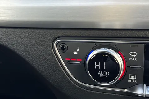 DK71WKT Audi Q5 S line 45 TFSI quattro 265 PS S tronic Thumbnail #53