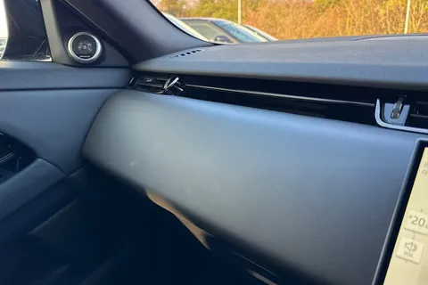 KT73FPP Land Rover Range Rover Evoque 1.5 P300e Dynamic HSE 5dr Thumbnail #51