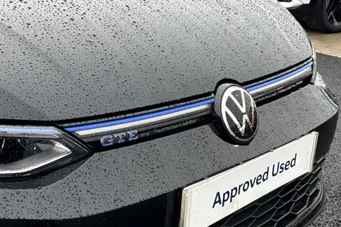 BP24WXK Volkswagen Golf 1.4 TSI GTE 5dr DSG Thumbnail #26