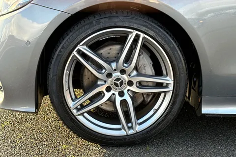LR69OPX Mercedes-Benz E Class 2.0 E220d AMG Line G-Tronic+ Euro 6 (s/s) 2dr Thumbnail #25