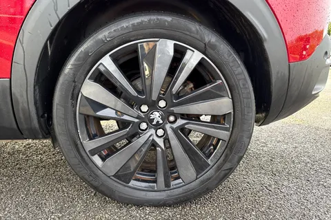 SD71JKU PEUGEOT 3008 1.6 13.2kWh GT e-EAT Euro 6 (s/s) 5dr Thumbnail #13