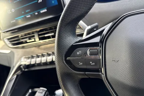 SD71JKU PEUGEOT 3008 1.6 13.2kWh GT e-EAT Euro 6 (s/s) 5dr Thumbnail #38