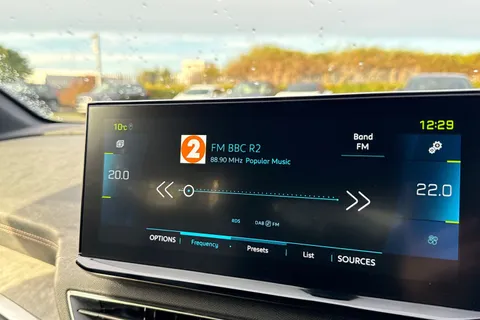 SD71JKU PEUGEOT 3008 1.6 13.2kWh GT e-EAT Euro 6 (s/s) 5dr Thumbnail #43