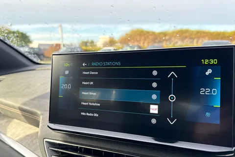 SD71JKU PEUGEOT 3008 1.6 13.2kWh GT e-EAT Euro 6 (s/s) 5dr Thumbnail #44