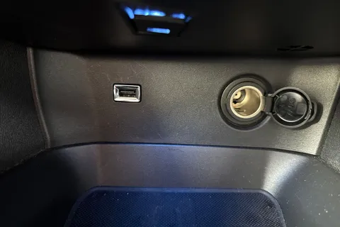 SD71JKU PEUGEOT 3008 1.6 13.2kWh GT e-EAT Euro 6 (s/s) 5dr Thumbnail #56