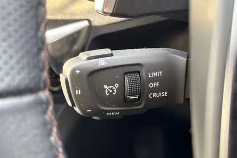 SD71JKU PEUGEOT 3008 1.6 13.2kWh GT e-EAT Euro 6 (s/s) 5dr Thumbnail #60