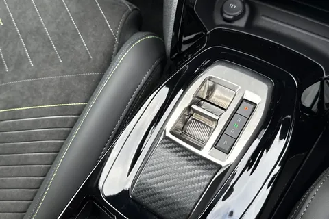 DF75OMG PEUGEOT e-208 51kWh GT Premium Auto 5dr (7.4kW Charger) Thumbnail #57