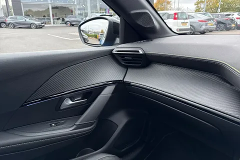 DF75OMG PEUGEOT e-208 51kWh GT Premium Auto 5dr (7.4kW Charger) Thumbnail #60