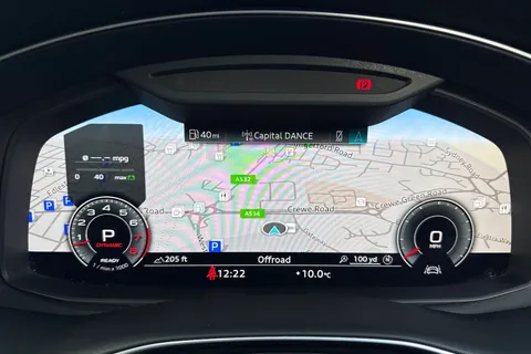 28 of 59 for Audi Q8 Black Edition 55 TFSI quattro 340 PS tiptronic