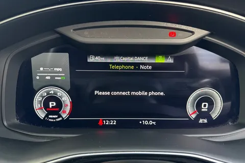 29 of 59 for Audi Q8 Black Edition 55 TFSI quattro 340 PS tiptronic