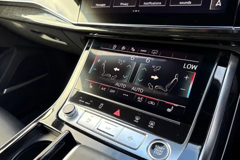 52 of 59 for Audi Q8 Black Edition 55 TFSI quattro 340 PS tiptronic