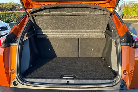 7 of 67 for PEUGEOT e-2008 50kWh GT Premium Auto 5dr (7kW Charger)