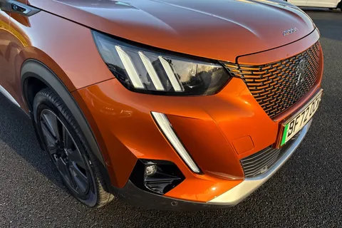 25 of 67 for PEUGEOT e-2008 50kWh GT Premium Auto 5dr (7kW Charger)