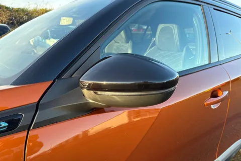 28 of 67 for PEUGEOT e-2008 50kWh GT Premium Auto 5dr (7kW Charger)