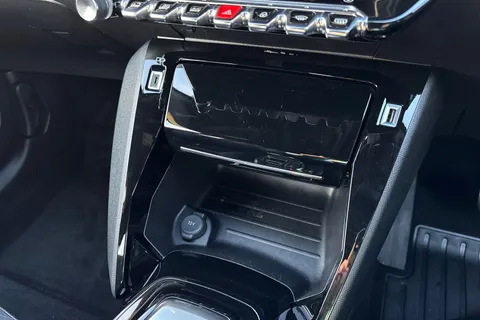 57 of 67 for PEUGEOT e-2008 50kWh GT Premium Auto 5dr (7kW Charger)