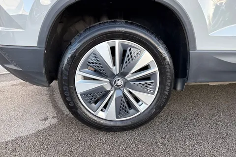 NX24XSP Škoda Karoq 1.5 TSI ACT SE Drive Euro 6 (s/s) 5dr Thumbnail #10