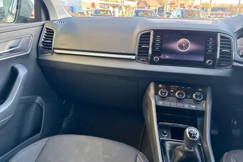 NX24XSP Škoda Karoq 1.5 TSI ACT SE Drive Euro 6 (s/s) 5dr Thumbnail #20