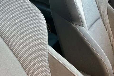 NX24XSP Škoda Karoq 1.5 TSI ACT SE Drive Euro 6 (s/s) 5dr Thumbnail #38