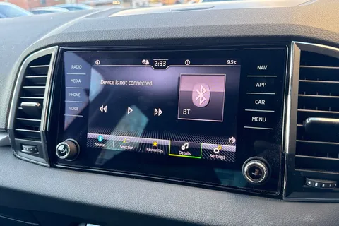 NX24XSP Škoda Karoq 1.5 TSI ACT SE Drive Euro 6 (s/s) 5dr Thumbnail #45