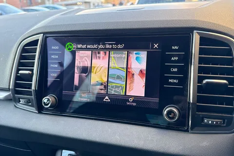 NX24XSP Škoda Karoq 1.5 TSI ACT SE Drive Euro 6 (s/s) 5dr Thumbnail #47