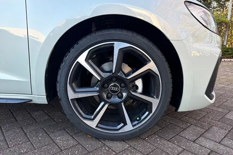  Audi A1 35 TFSI Black Edition 5dr S Tronic Thumbnail #10