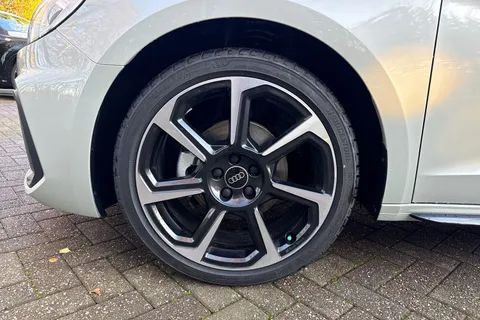  Audi A1 35 TFSI Black Edition 5dr S Tronic Thumbnail #11