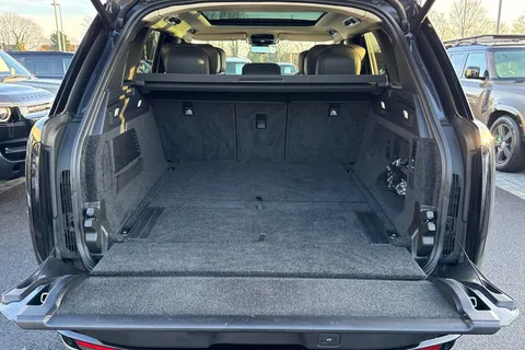 10 of 50 for LAND ROVER RANGE ROVER 3.0 D350 Autobiography 4dr Auto