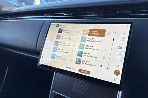 36 of 50 for LAND ROVER RANGE ROVER 3.0 D350 Autobiography 4dr Auto