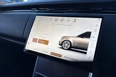 42 of 50 for LAND ROVER RANGE ROVER 3.0 D350 Autobiography 4dr Auto