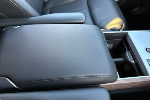 48 of 50 for LAND ROVER RANGE ROVER 3.0 D350 Autobiography 4dr Auto