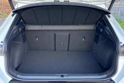 6 of 40 for CUPRA Formentor 1.5 eHybrid 25.8kWh V2 DSG Euro 6 (s/s) 5dr