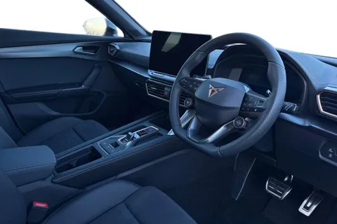 13 of 40 for CUPRA Formentor 1.5 eHybrid 25.8kWh V2 DSG Euro 6 (s/s) 5dr