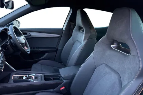 15 of 40 for CUPRA Formentor 1.5 eHybrid 25.8kWh V2 DSG Euro 6 (s/s) 5dr