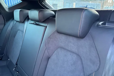 18 of 40 for CUPRA Formentor 1.5 eHybrid 25.8kWh V2 DSG Euro 6 (s/s) 5dr