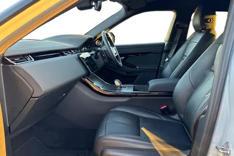 KT73FPK Land Rover Range Rover Evoque 2.0 D200 Dynamic SE 5dr Thumbnail #4