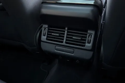 KT73FPK Land Rover Range Rover Evoque 2.0 D200 Dynamic SE 5dr Thumbnail #19